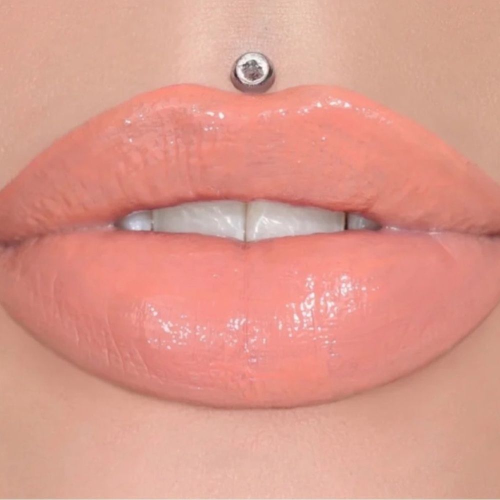 ENTWINED - Jeffree Star Supreme Gloss Full Pigmented Lip Gloss